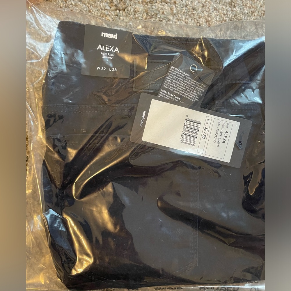 Mavi “Alexa” fit skinny jeans in dark shanti size 32